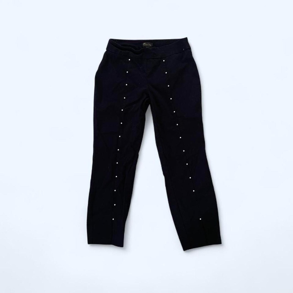 Black slim pearl embellished capri with a bottom slit size S by Thalia Sodi